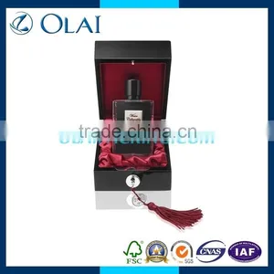High-end Packaging Perfume Wooden Box in China thumbnail-1