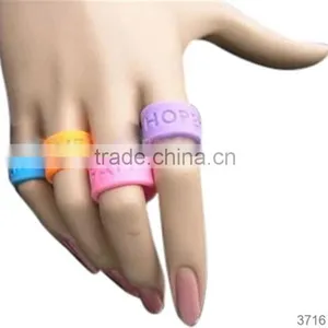 2015 HOT Selling Flexible Silicone o Ring Finger Rings thumbnail-1
