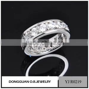 Fashion Women Wedding Ring Stainless Steel Single Cubic Zirconia Classic Engagement Ring thumbnail-6