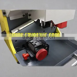 SEC-E9 Portable Smart Car Key Cutting Machine thumbnail-3
