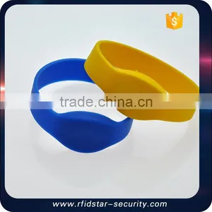 125KHz RFID Compatible ID Bracelet Waterproof Silicone Wristband thumbnail-5