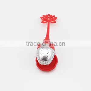 Nice Design Mini Silicone Flower Tea Infuser in Red thumbnail-3
