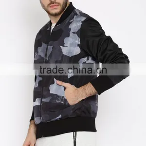 Hot Sale Men Camo Printed Windbreaker Without Hood thumbnail-2