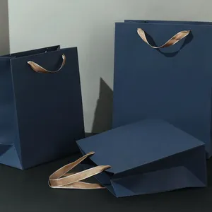 Wholesale of Customized Paper Bags, Clothing, Gifts, Shopping Paper Manufacturers thumbnail-1