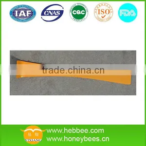 Multi-funcation 'J ' Shaped Hive Tool thumbnail-5