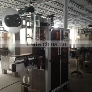 Two Head Casting Station Bottle Neck Labling Machine thumbnail-2