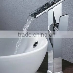 Water-mount Brass High Quality Chrome Basin Faucet thumbnail-6