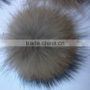Natural Fur Pompoms / Fur Bobbles / Wholesale Raccoon Fur Pom Poms thumbnail-3