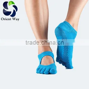 Performance Five Toe Anti Slip Socks thumbnail-1