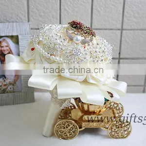 Bridal Bouquet in Handmade thumbnail-3