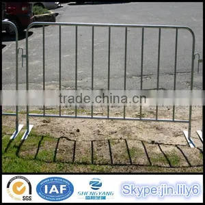 Easy Hot Steel Tube Frame Pedestrain Barrier thumbnail-2
