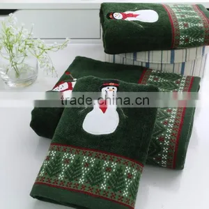 High Quality Cotton Bath Towel Set With Santa Pattern thumbnail-2