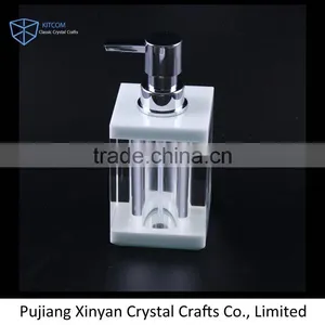 Wholesale Prices Custom Design Clear Crystal Bottle China Sale thumbnail-1