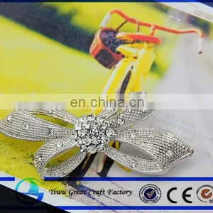 Fashion Rhinestone Crystal Wedding the Bride Bouquet Yinhua Artificial Pearl Brooch Pin thumbnail-2