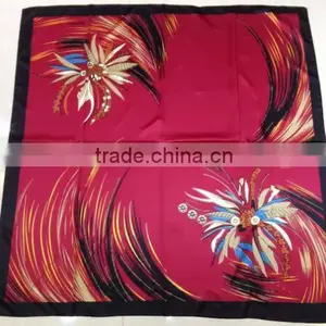 Newest 2016 Printed 110*110cm Silk Square Islamic Headscarf;muslim Scarf thumbnail-1