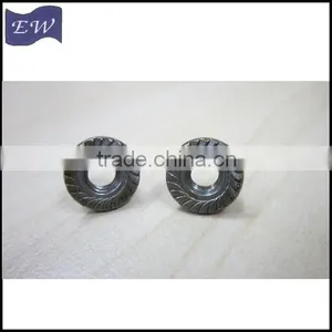 Din6923 Serrated Flange Hex Nut (DIN6923) thumbnail-2