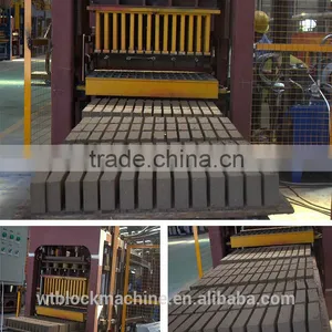 QT8-15 Hollow Bricks Wall Building Machine for Big Clients thumbnail-5