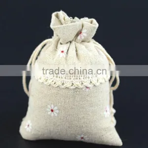 New Design Small Flowers Jute Drawstrings Bag China Factory thumbnail-3