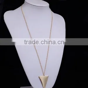 Geometric Triangle Shape Pendant Gold Plated Chain Collar Statement Necklace thumbnail-5