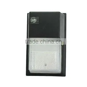 Outdoor Polycarbonate Wall Packs With Metal Hallide thumbnail-1