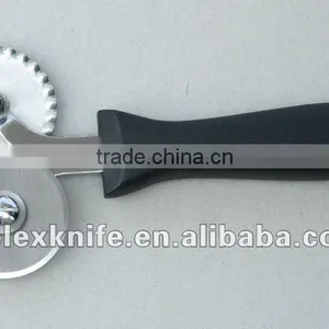 Double Pastry Wheel Cutter thumbnail-1