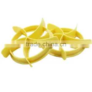 Bread Rolls Cookie Mold Fan Shaped Pastry Cutter Plastic Kitchen Dough Cookie Press Pastry Cake Biscuit Stamp Mould Baking Tool thumbnail-2