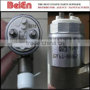 BOSCH Common Rail Fuel Injectors for 6D107 thumbnail-2