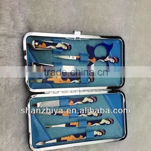 A Variety of Fashion Styles Case Packing Manicure Set thumbnail-1
