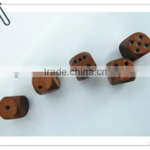 Game Wood Dice/Stock Wood Dice thumbnail-1