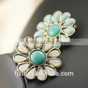 Alloy Crystal Handmade Fabric Flowers Brooch thumbnail-1