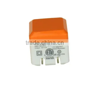 Forza 5.0V/1.0A Folding USB Charger thumbnail-2