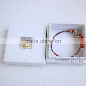 Fashion White Wedding Packaging Box for Jewelry With Beaded Name Plate of Z thumbnail-3