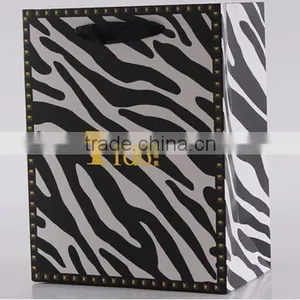 Custom Hot Sale Luxury Promotional Gift Bags thumbnail-1