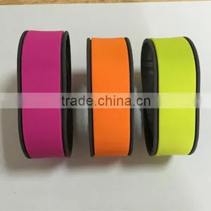 Colorful Adjustable Silicone RFID Wristband for Sales thumbnail-2