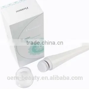 Facial Brush for Cleansing and Massage thumbnail-2