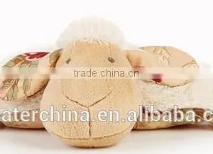 Foldable Animal Shaped Stuffed Plush Pillow thumbnail-1