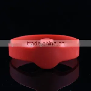 RFID Silicon Wristband for Person Management thumbnail-1