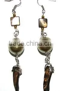 Costume Seashell Earring thumbnail-1