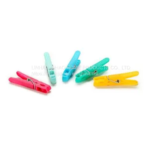 Plastic Clothes Pegs thumbnail-1