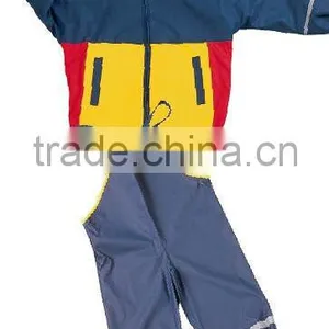 Kids PU Rain Suit With Reflective Strips thumbnail-1