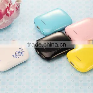 E-warmer Portable Mobile Power Bank Charger 2400mAh C8 thumbnail-1