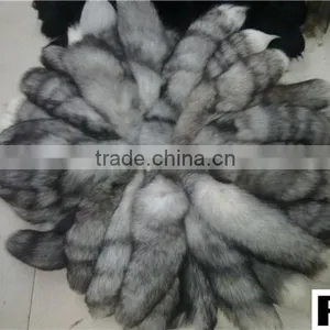 Factory Wholesale 100% Genuine Fox Tail Fur Accessory in Natural Color thumbnail-4