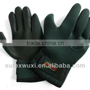 Neoprene Waterproof Gloves thumbnail-4