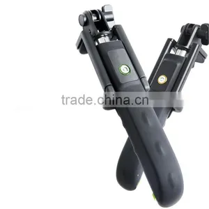 Factory High Quality Wired Monopod Selfie Stick Non-slip Handle Selfie Stick thumbnail-2