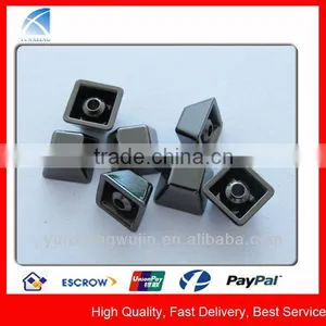 YX5422 Custom Made Square Metal Rivet for Belt thumbnail-1