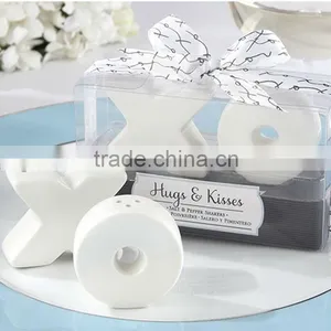 Ceramic Wedding Favor X&O Salt and Pepper Shaker thumbnail-1