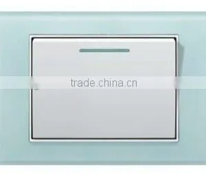 British 1gang Wall Light Switch thumbnail-1