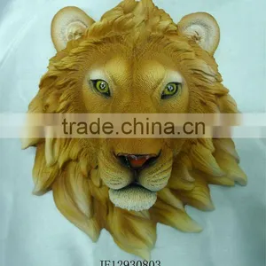 Lion Resin Figurine for Decoration thumbnail-1
