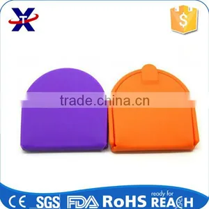 Hotsell U Shape Promotion Silicone Rubber Squeeze Coin Purse thumbnail-2