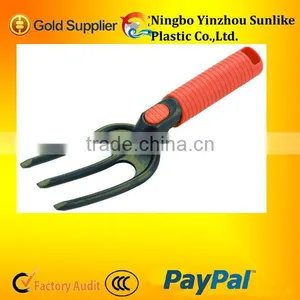 MINI Plastic pp Garden Scoop thumbnail-1